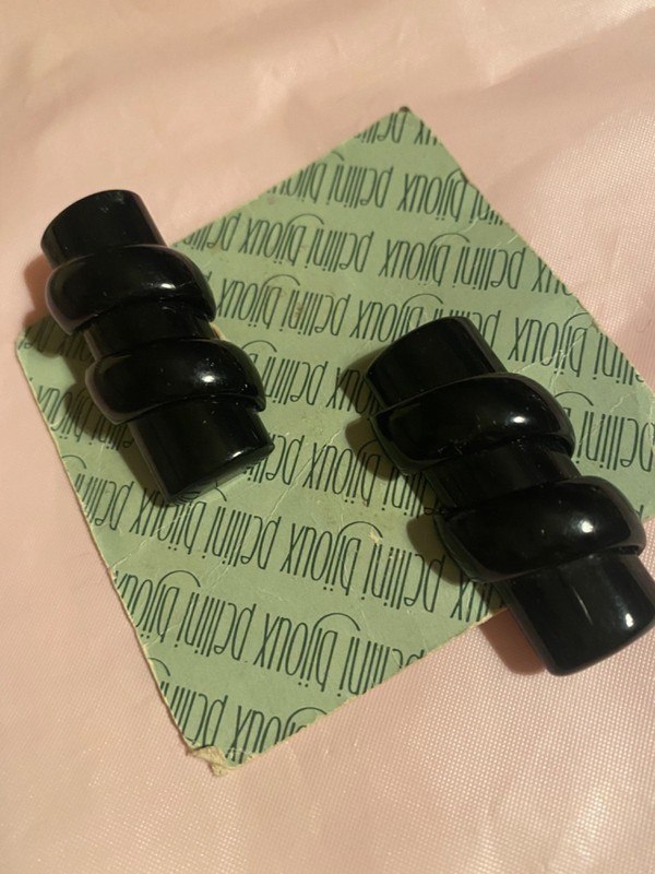 Vintage*PELLINI BIJOUX Black Clip EARRINGS*Made in Italy