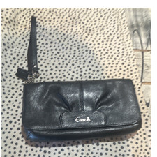Coach Black Women  s Wristlet Wallet w/ Strap Snap Closure Folding Credit Card