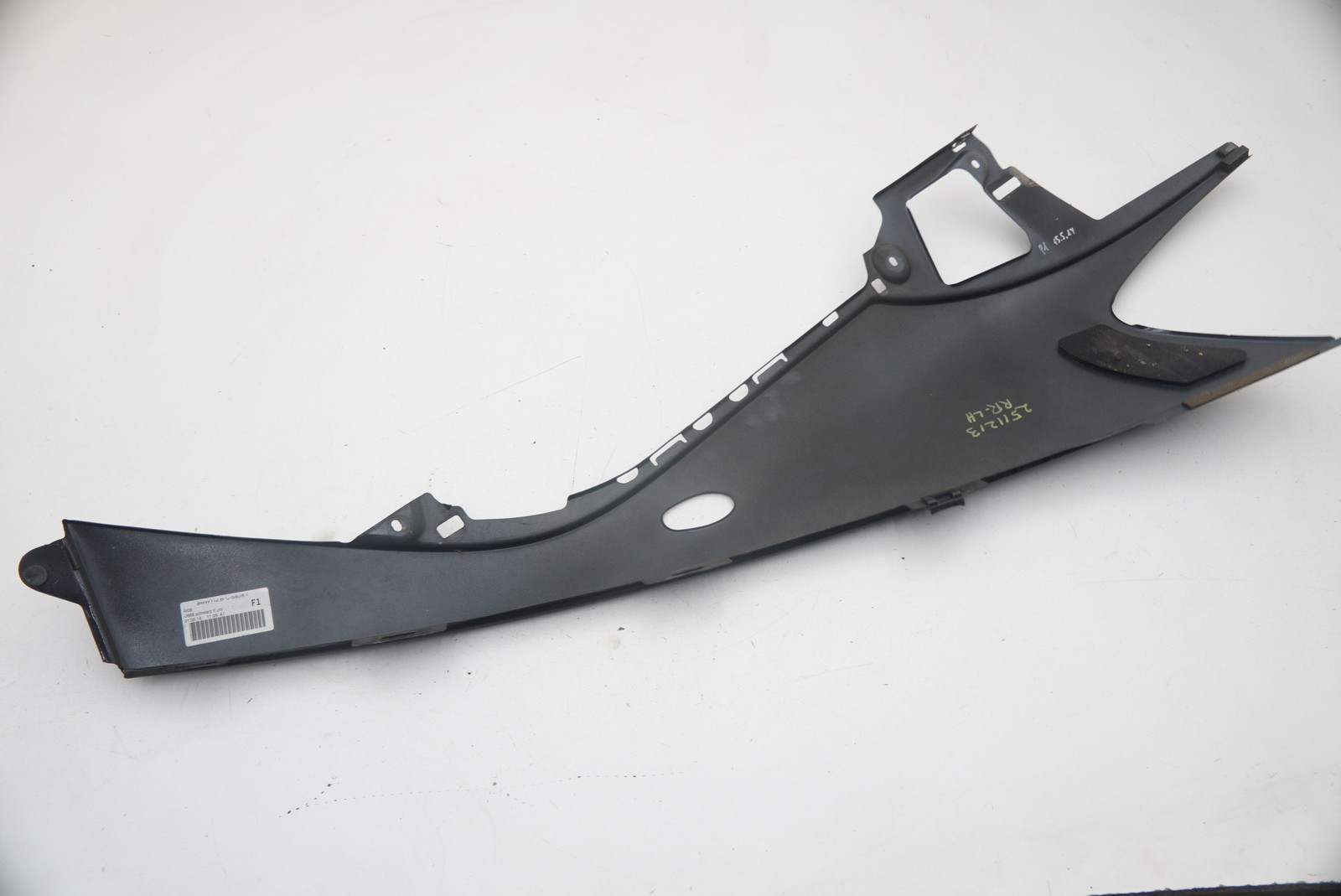 Rear Left Quarter C Pillar Sail Body Trim Cover Panel 51447336437 OEM BMW i8