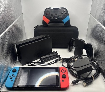 Nintendo Switch (HAC-001) V2 - 32GB - Spielkonsole Neon-Rot/Neon-Blau, Sehr Gut