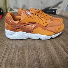  Nike Air Huarache Runner "Monarch/Dark Russet" DZ3306-800 Sneakers Mens Size 11