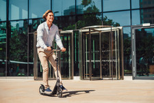 GLOBBER ONE NL 205 SCOOTER - GREY
