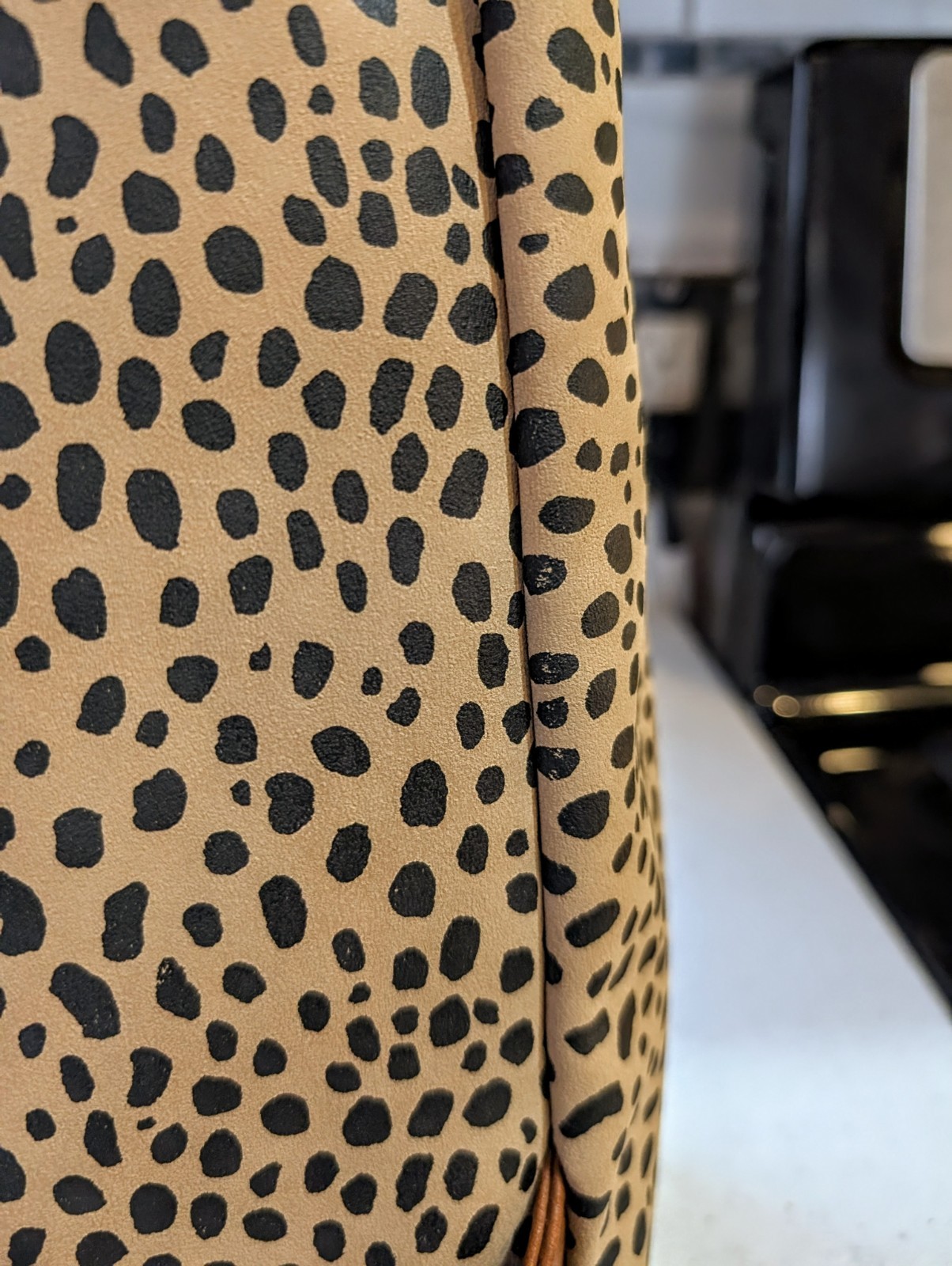 Universal Threads Leopard Print Canvas Backpack 1… - image 6