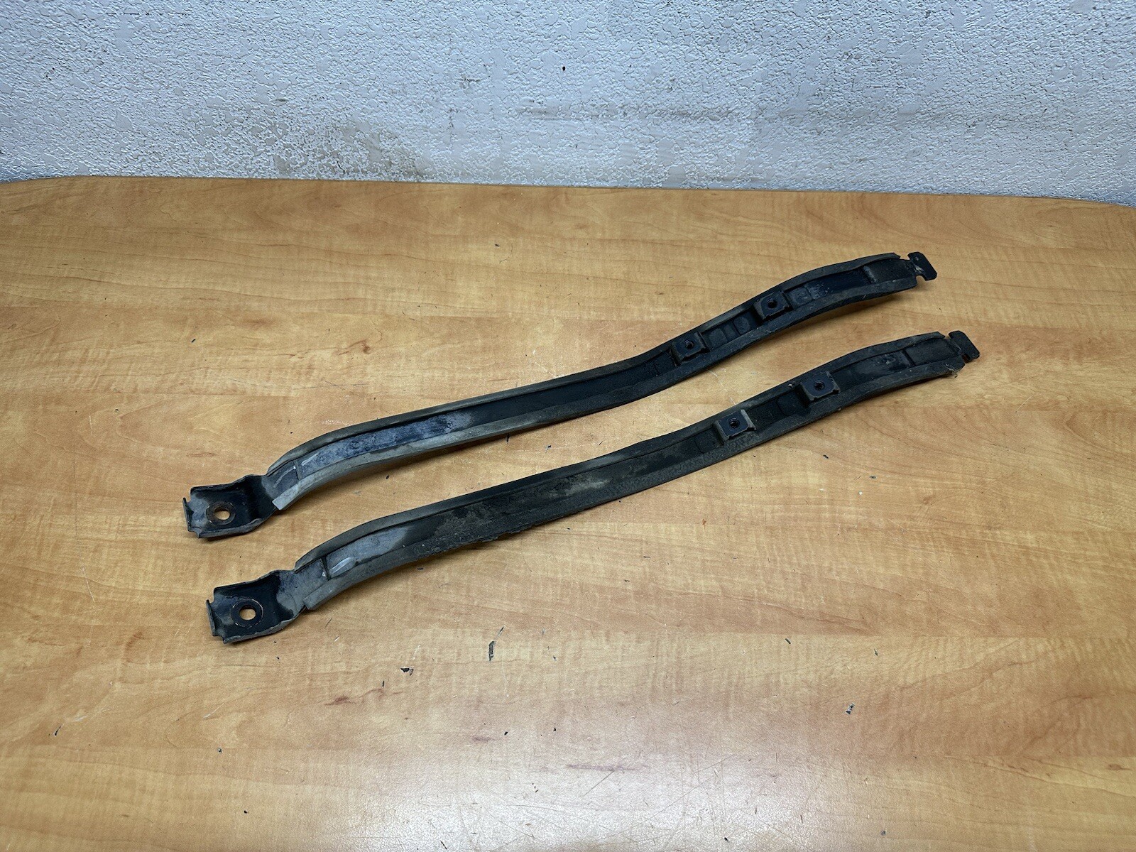 90-96 Nissan 300zx Z32 TT OEM 2+0 Gas Tank Fuel Straps PAIR L/R