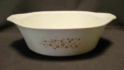 Libbey Crazy Daisy 2 Quart Casserole Dish