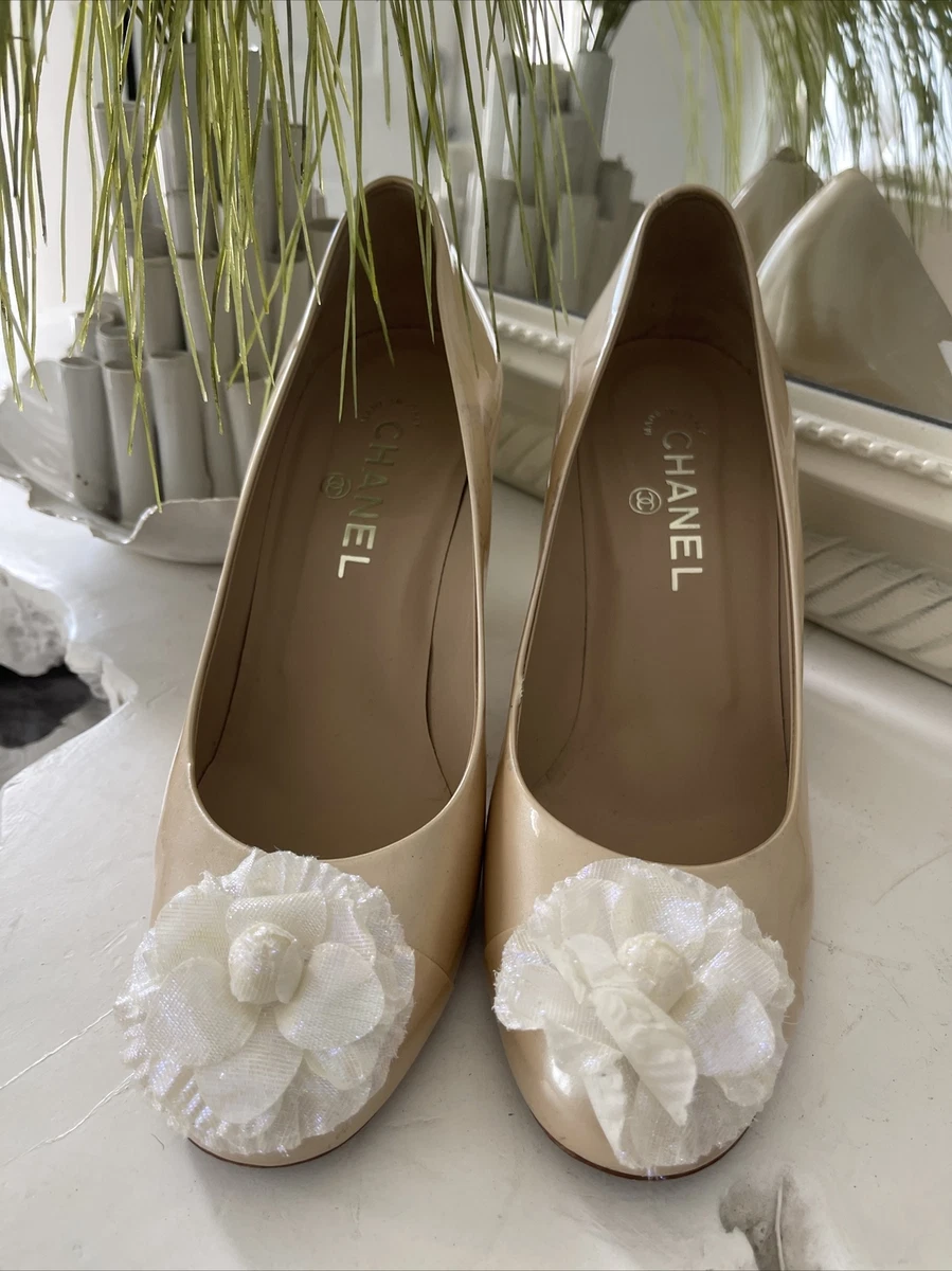 Auth.Chanel Escarpins Camelia White Flower Beige Pumps Heel US8.5