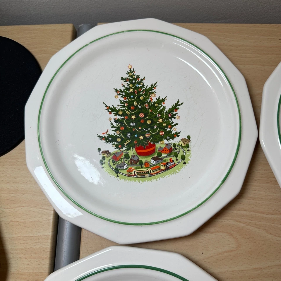 Vintage Christmas Heirloom Octagon Dinner Plates Set of 7 Holiday Decor 10.5" - Image 3 of 4