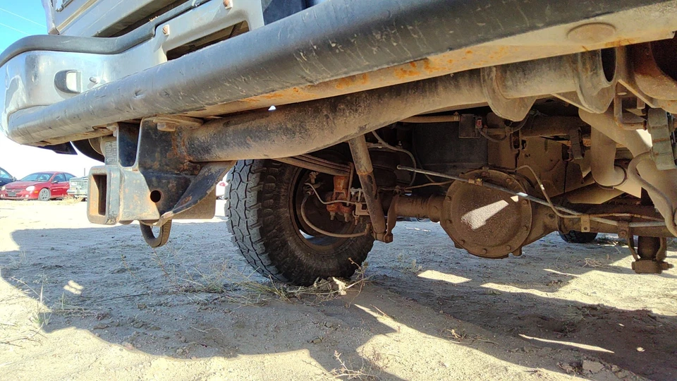 Remolque Silverado 1500 1999-2007 enganche receptor montaje de fábrica OEM 15762399 Foto 2 de 3