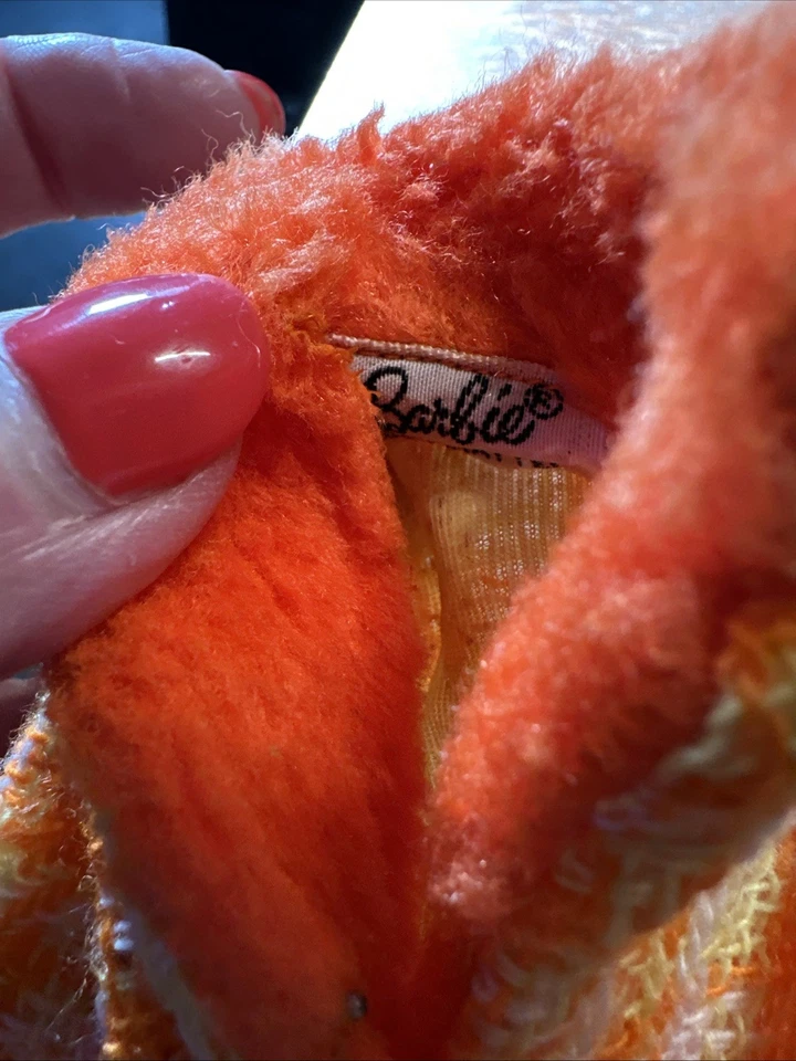 BARBIE #1881 HECHO EL UNO PARA EL OTRO MOD AMARILLO NARANJA OUTFIT ETIQUETA Foto 4 de 4