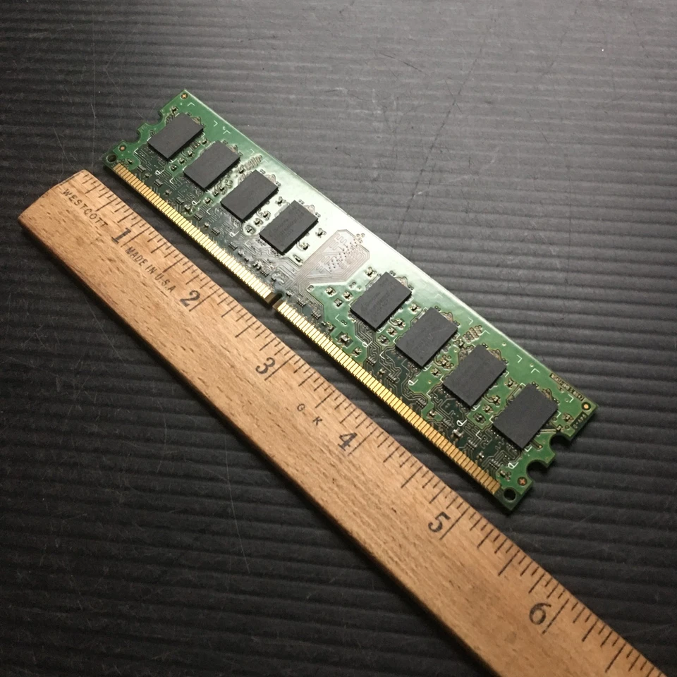 QIMONDA 2GB DDR2 PC2-6400U-666-12-E0 Desktop RAM Memory (HYS64T256020EU-2) - Image 2 of 3