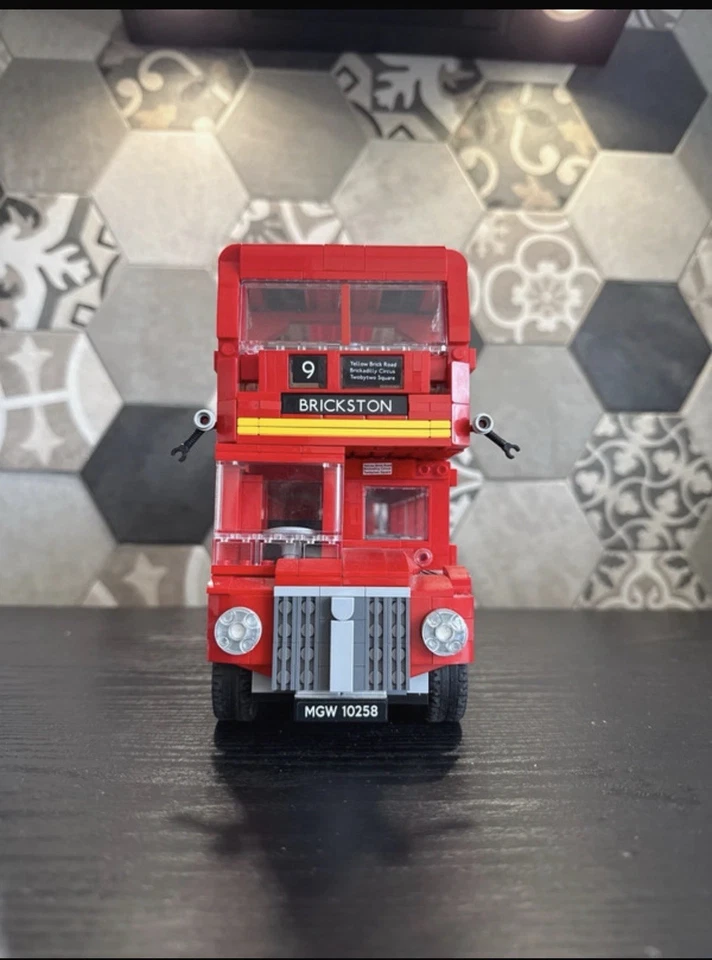LEGO Creator 10258 London Bus, foto 2 di 5