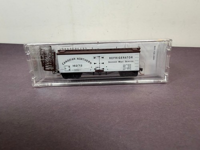 #ad Micro Trains N Scale 05800080 Ice Reefer CANADIAN NORTHERN CNR 16272 $17.50