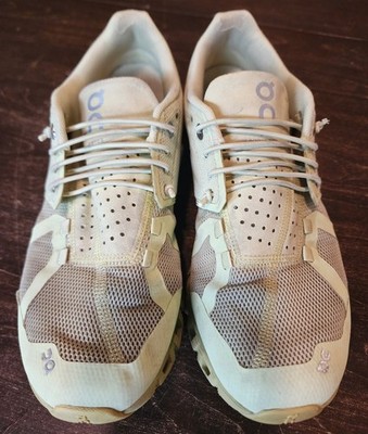 On Cloud Monochrome Women's Size 8 Endive Running Shoe