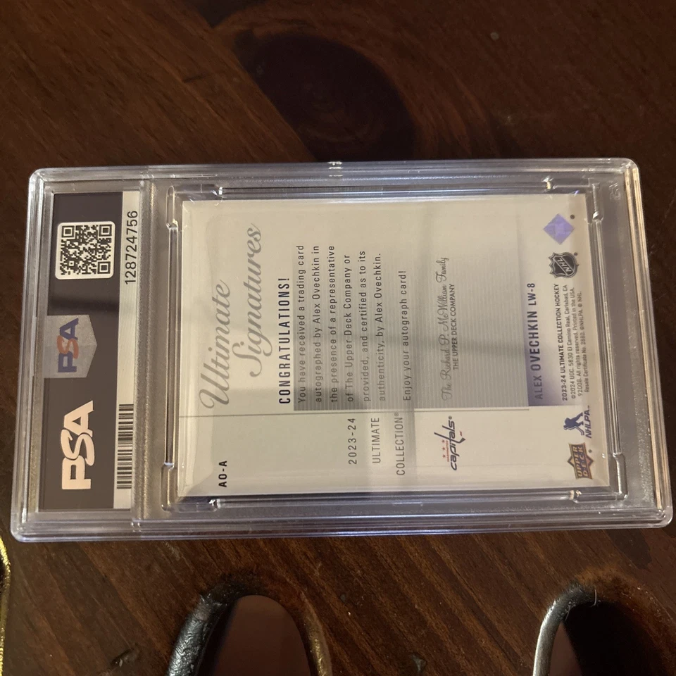23-24 Ultimate Collection Алекс Овечкин Автограф /10 - Изображение 2 из 4
