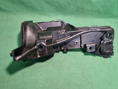 for LAND ROVER DISCOVERY 4 RHD BASE PANEL BATTERY BOX NEW GENUINE LR065517
