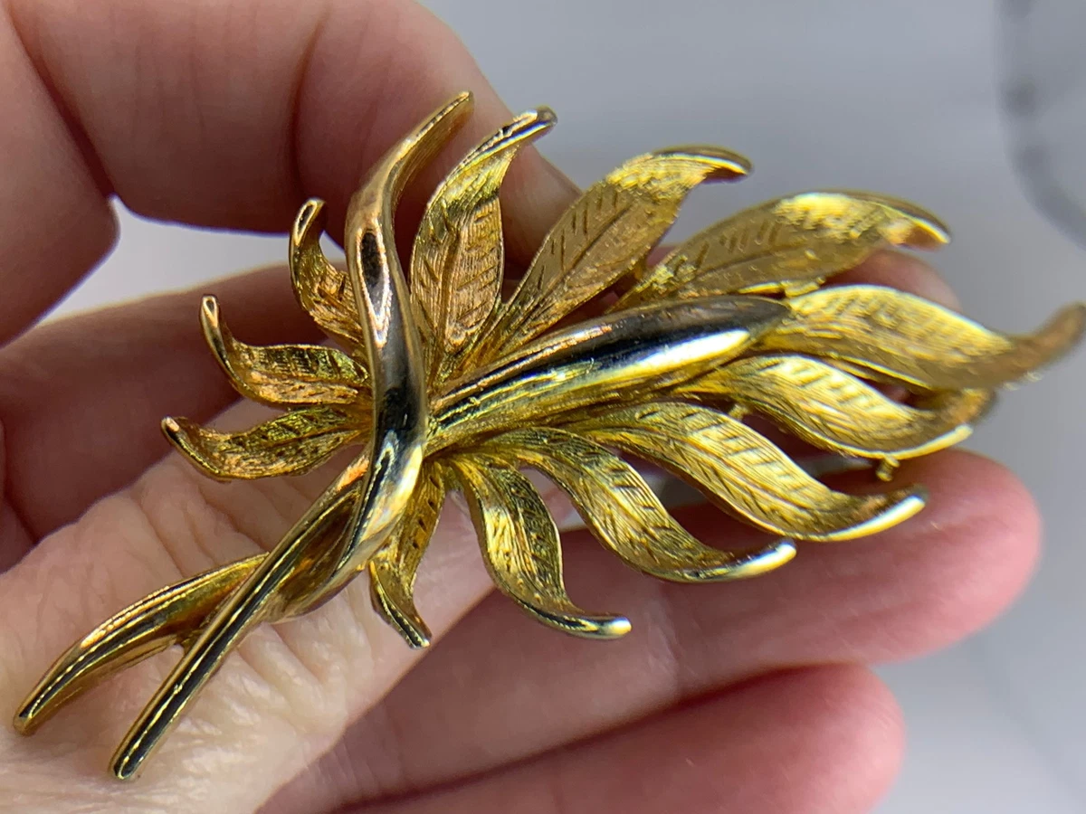 Antique gold pin hotsell