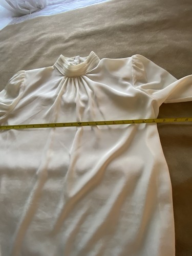 Vintage Charter Club Ivory Satin Career Blouse SZ M Easy Care - Picture 4 of 9