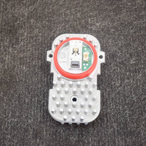 BMW 3er LED-Vorschaltgerät vorne rechts F30 1305715084 2014