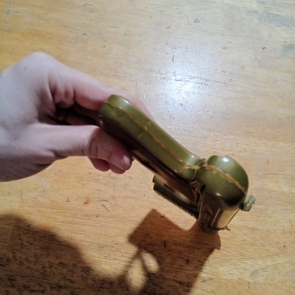 Vintage Rayline Star Trek Gold Tone Plastic Tracer Disc Toy Gun Rare | eBay