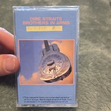 Dire Straits Brothers in Arms Cassette Pop Album Warner Bros Records 1985