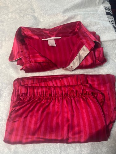 Victoria's Secret Pyjama-Set rot gestreift Satin Hemd Hose Größe Medium