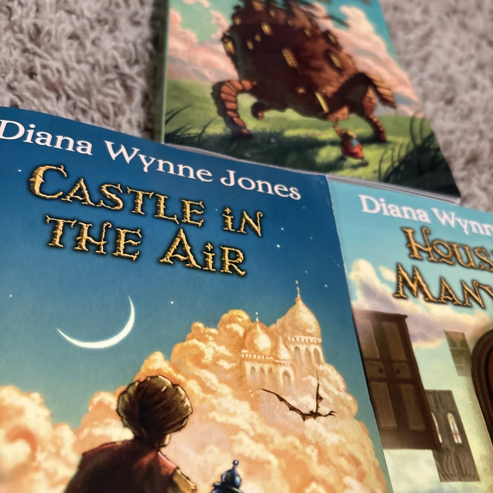 World of Howl Collection Howl's Moving Castle, House of Many Ways ,Castle in Air — 第 2/4 张图片