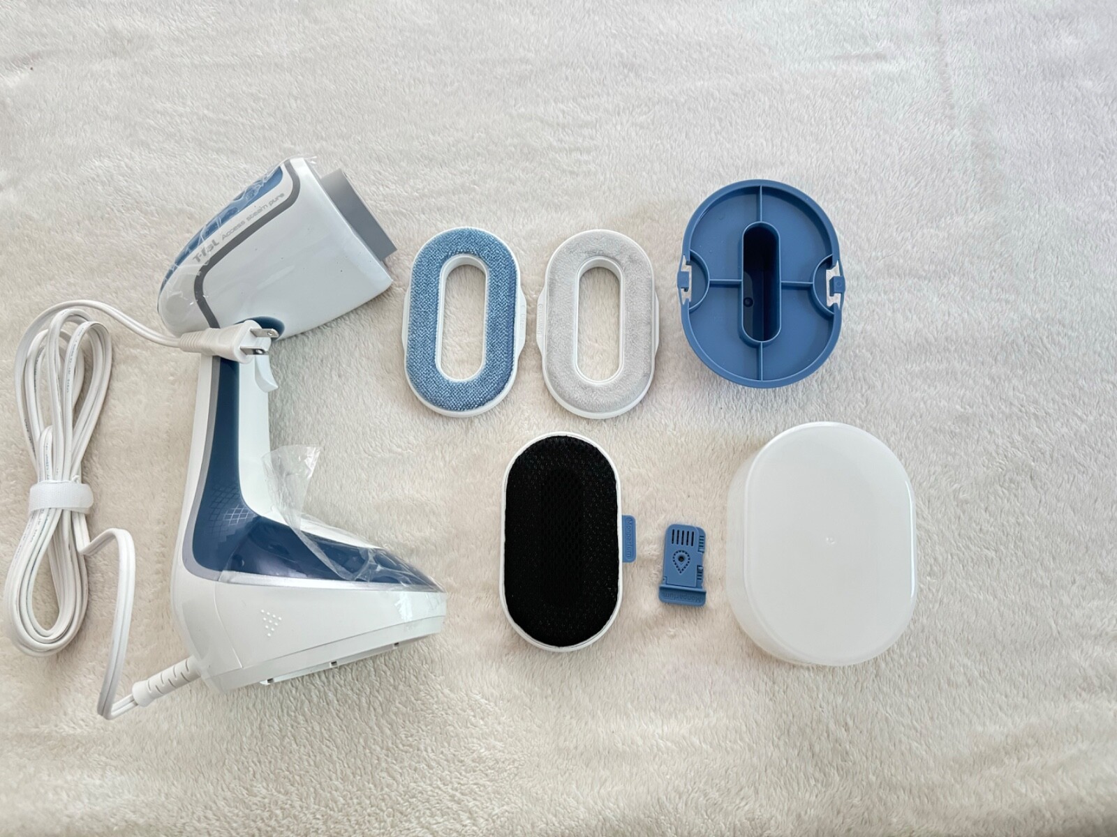 Tefal Pure Tex 1400W Handheld Steamer 100V in Blue White DT9531-image