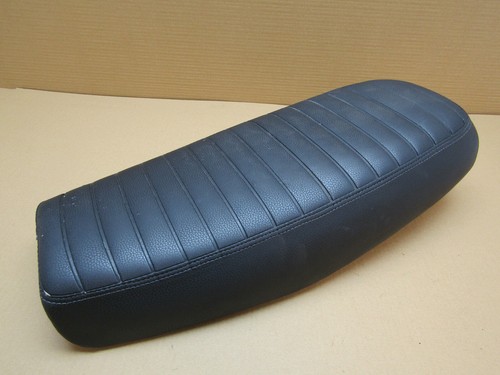 Brixton BX 125 X 2018 4,583 miles seat saddle (6053) - Picture 4 of 10