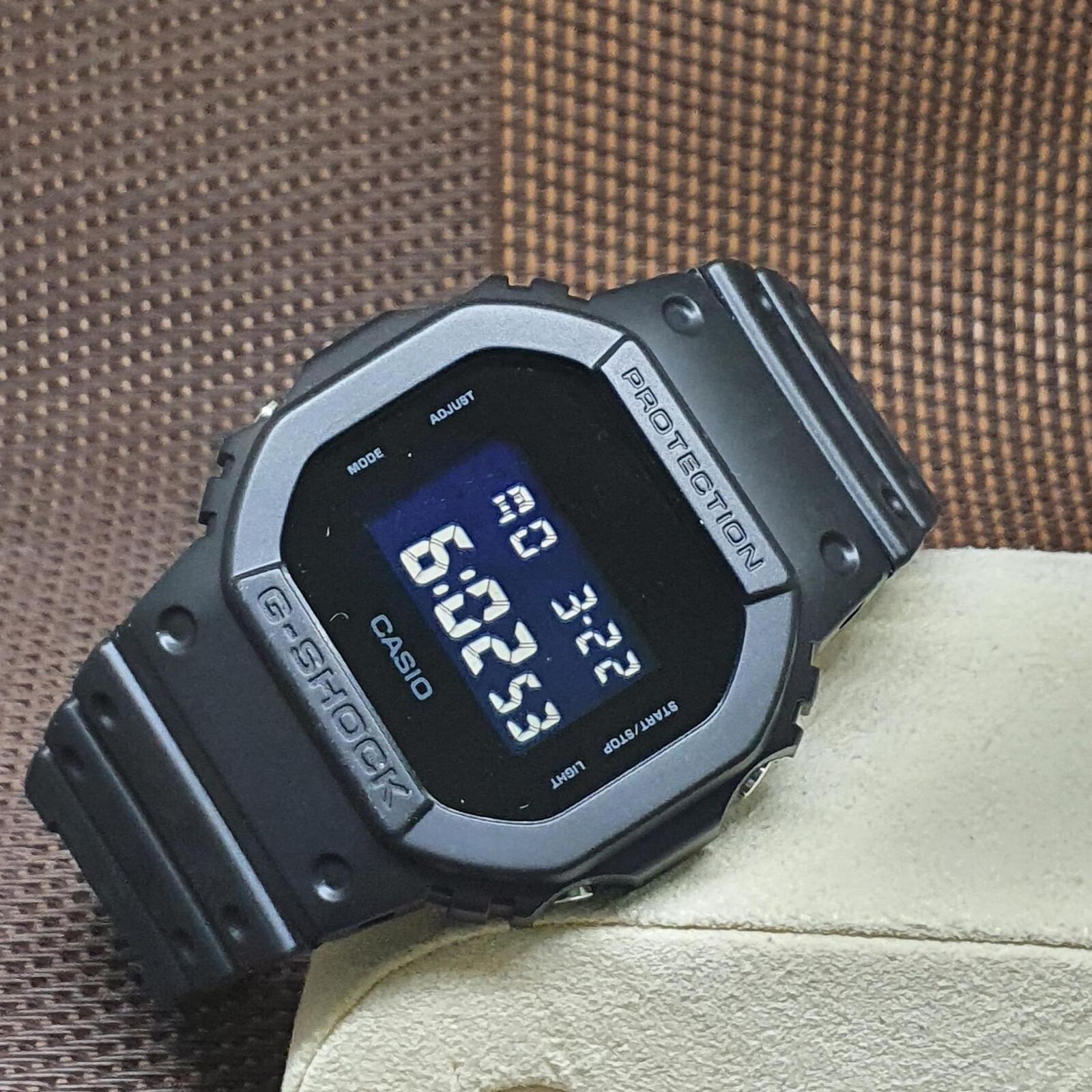 Casio G-Shock DW-5600BB-1D Digital Men's Black Resin Strap Alarm Quartz  Watch