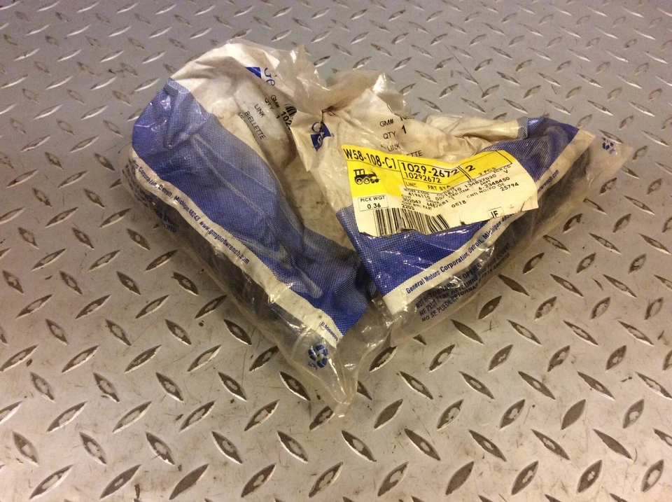 Втулка звена переднего стабилизатора подвески Buick Chevrolet Oldsmobile Pontiac Saturn 10292672 - Изображение 3 из 4