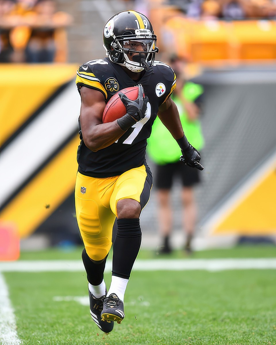 JuJu Smith-Schuster #19 Pittsburgh Steelers NFL 8