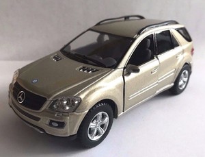 Details About Kinsmart Mercedes Benz Ml 350 Suv Class 5 Diecast Model 136 Scale Champagne