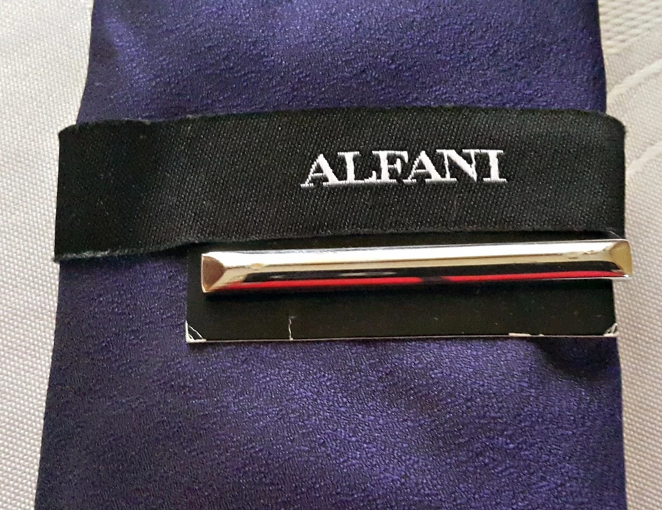 CABALLEROS VINTAGE AUTÉNTICO ALFANI SÓLIDO PÚRPURA SEDA HOMBRE CORBATA CUELLO CON CORBATA CLIP Foto 2 de 4