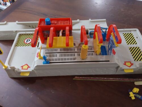 Hot Wheels Drive it Clean Car Wash 1988 Vintage NO CAR Original Box . - Picture 7 of 9