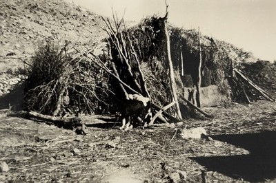 Algerienkrieg, Bau eines Unterstandes, Originalabzug, 1955 »