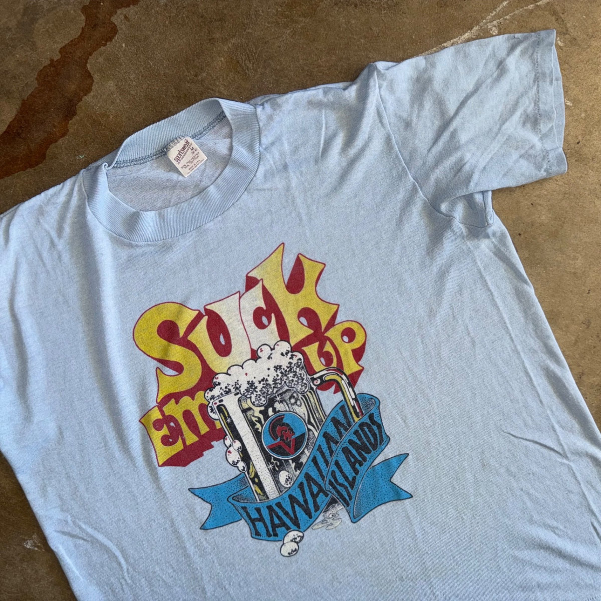 70s VINTAGE PRIMO HAWAIIAN BEER SUCK EM UP PAPER THIN T-SHIRT SZ M 