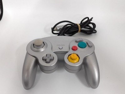 Z579 Nintendo GameCube Controller Silver JP GC USED