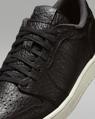 Nike Air Jordan 1 Retro Low Swooshless Black 848775-005 Men's Size