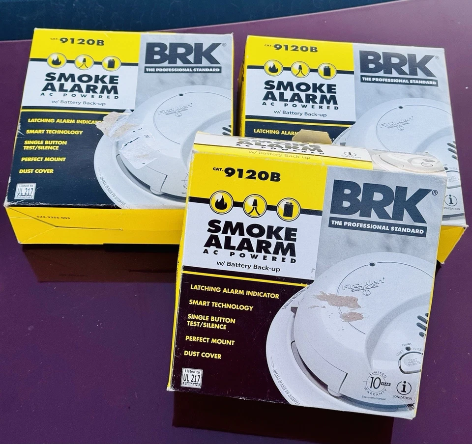 Lote de 3 detectores de humo BRK 9120B cableados de CA con batería de respaldo - caja abierta Foto 2 de 4