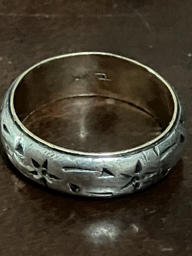 14k Yellow Gold and .925 Silver Band engraved with star and arrow motifs