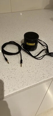 dewalt mini speaker