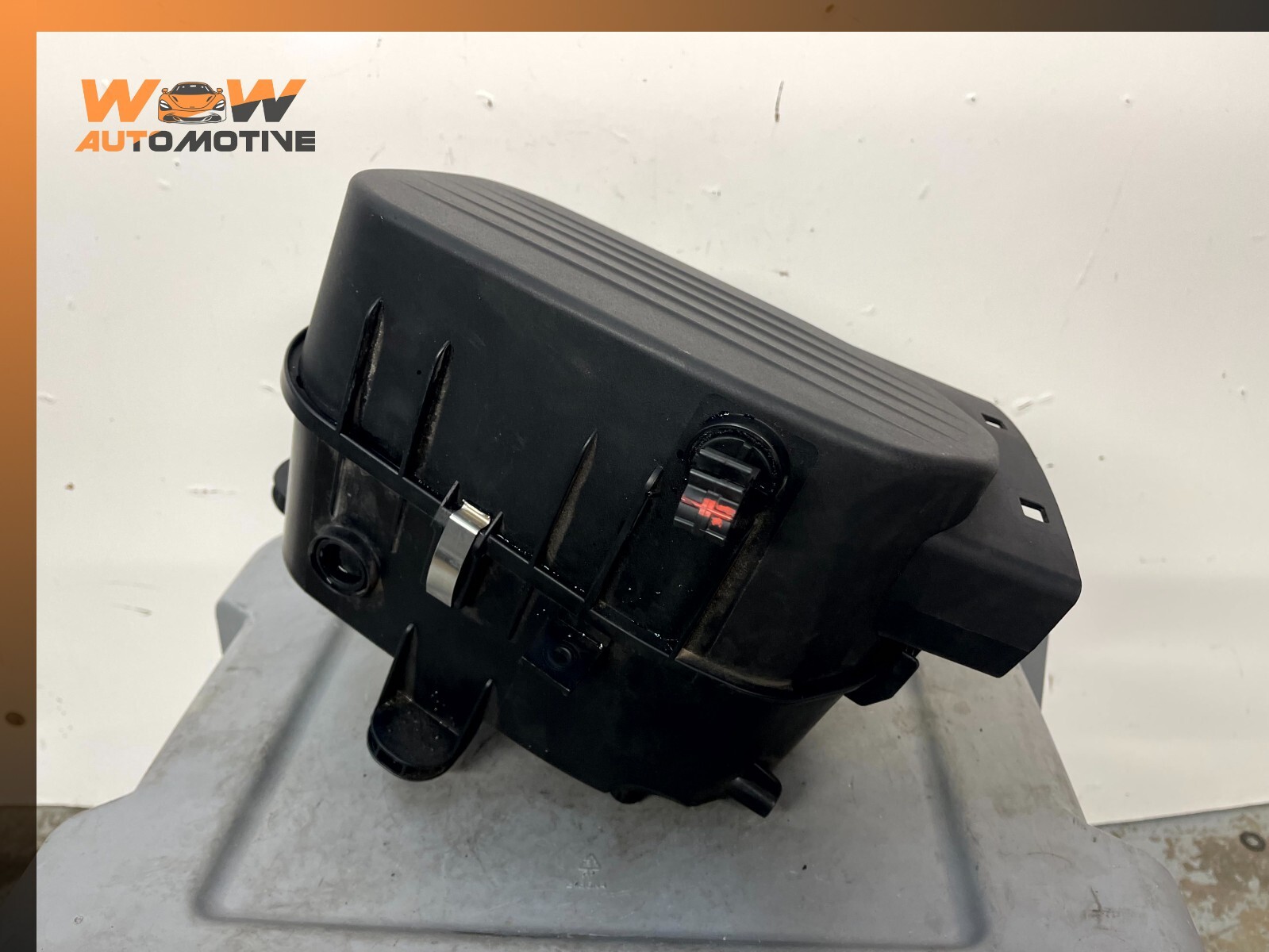 Maserati Ghibli 2014-2017 Left Air box top