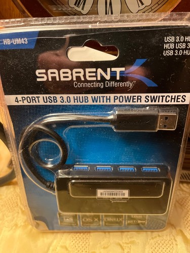 SABRENT 4 Port USB 3.0 Hub with Individual LED Lit Power Switches - Picture 3 of 3