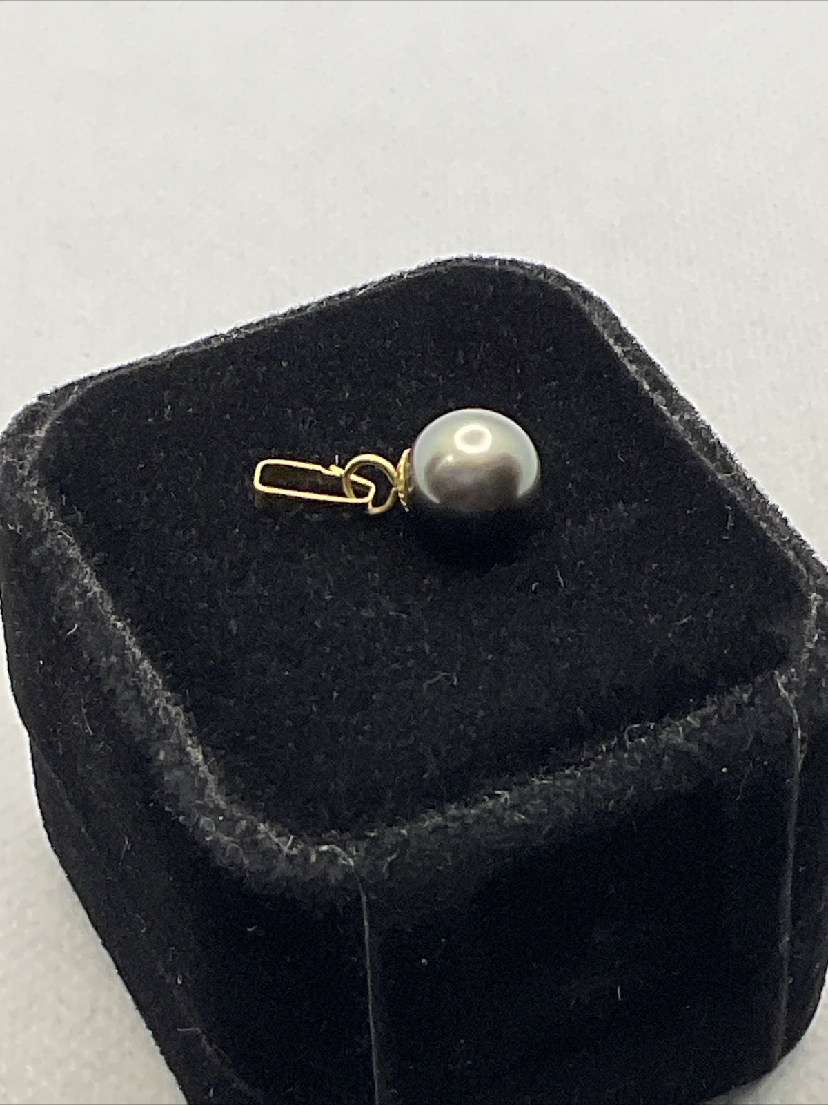 TINY ELEGANT Solid 18K (750) Yellow Gold Black Ta… - image 8