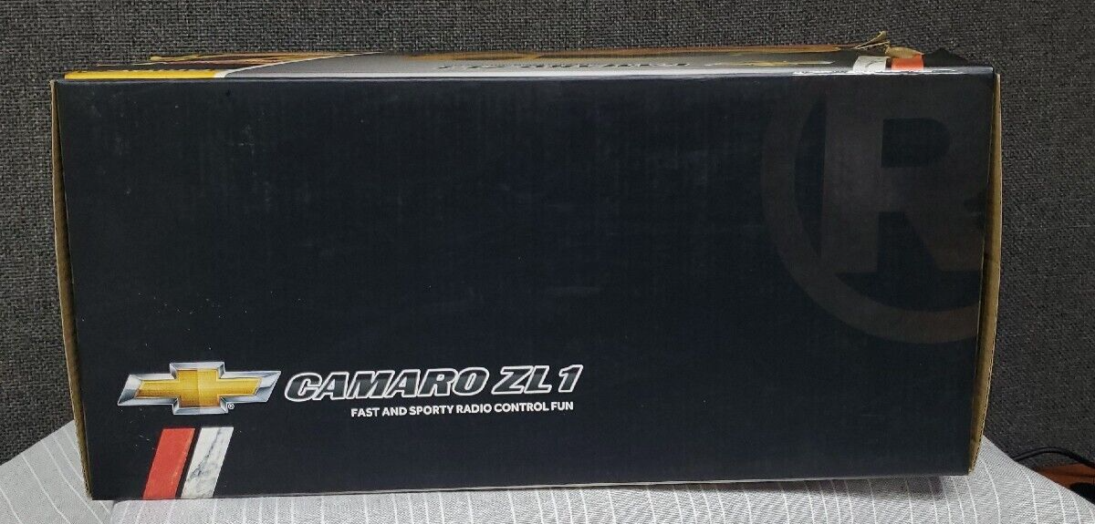 Radio Shack Yellow Chevrolet Camaro ZL1 Remote Control RC Car 118