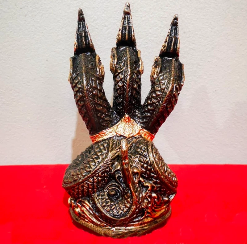 Naga 3 Cabezas Estatua Resina Mezcla Nampee Leklai Polvo Dragón Sagrado Amuleto Tailandés Foto 2 de 4