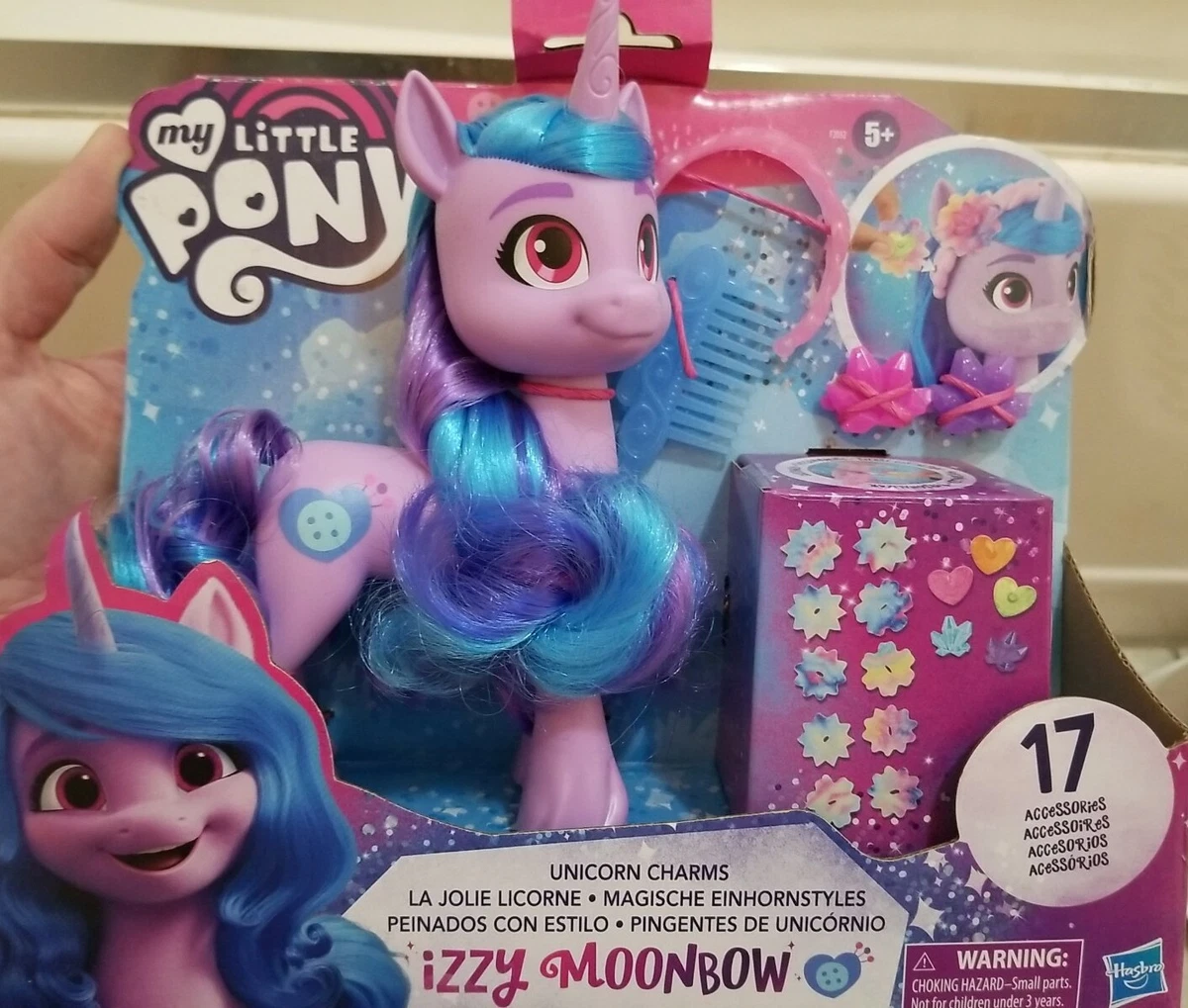 My Little Pony Izzy Moonbow Unicorn Charms 17 Accessories
