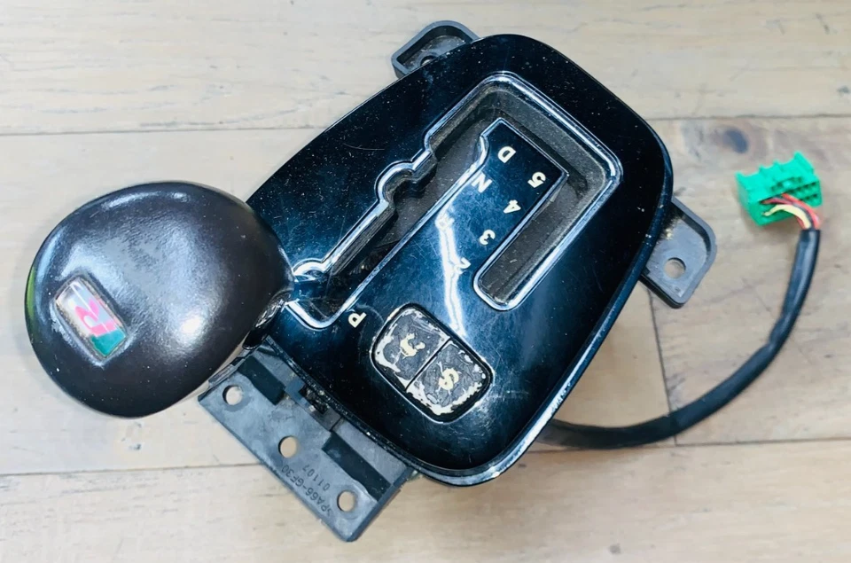 OEM 2004-2009 JAGUAR XJ8 XJR VANDEN PLAS Gear Shifter Assembly 2W93-7K004-AM - Image 2 of 4