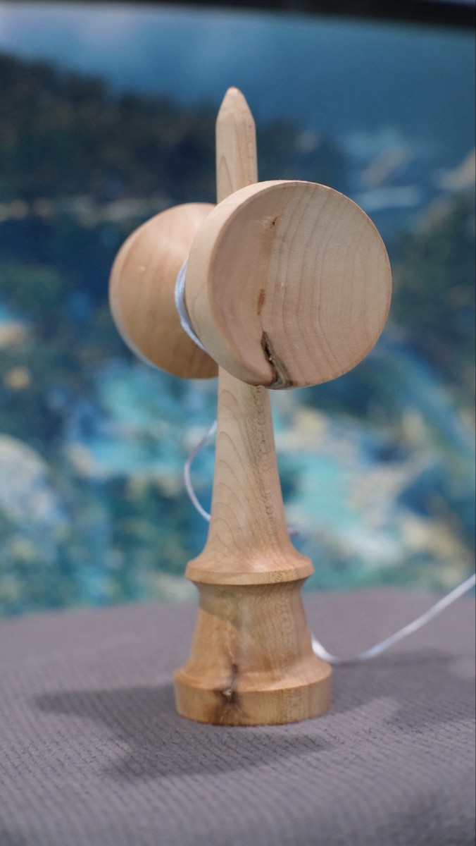 Su Lab “Tobi” Kendama – Friction Clear – Rare 2022 Collectible