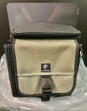Official Nintendo GameCube carry case . NEW MINT UNUSED